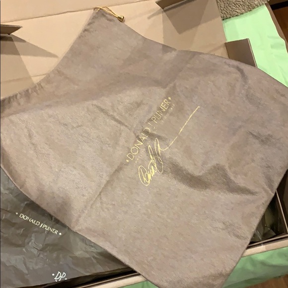 Donald J Pliner Women's DARIA Boot NIB - Picture 16 of 16